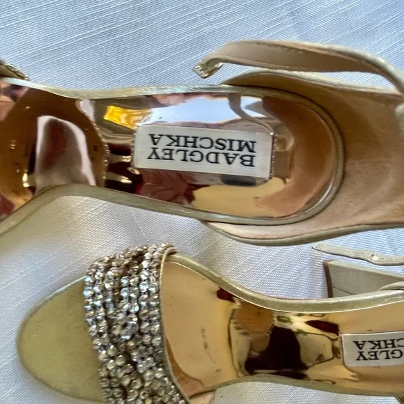 Badgley Mischka Glittering Gold Heels SIZE 7 Brand New - Picture 5 of 9